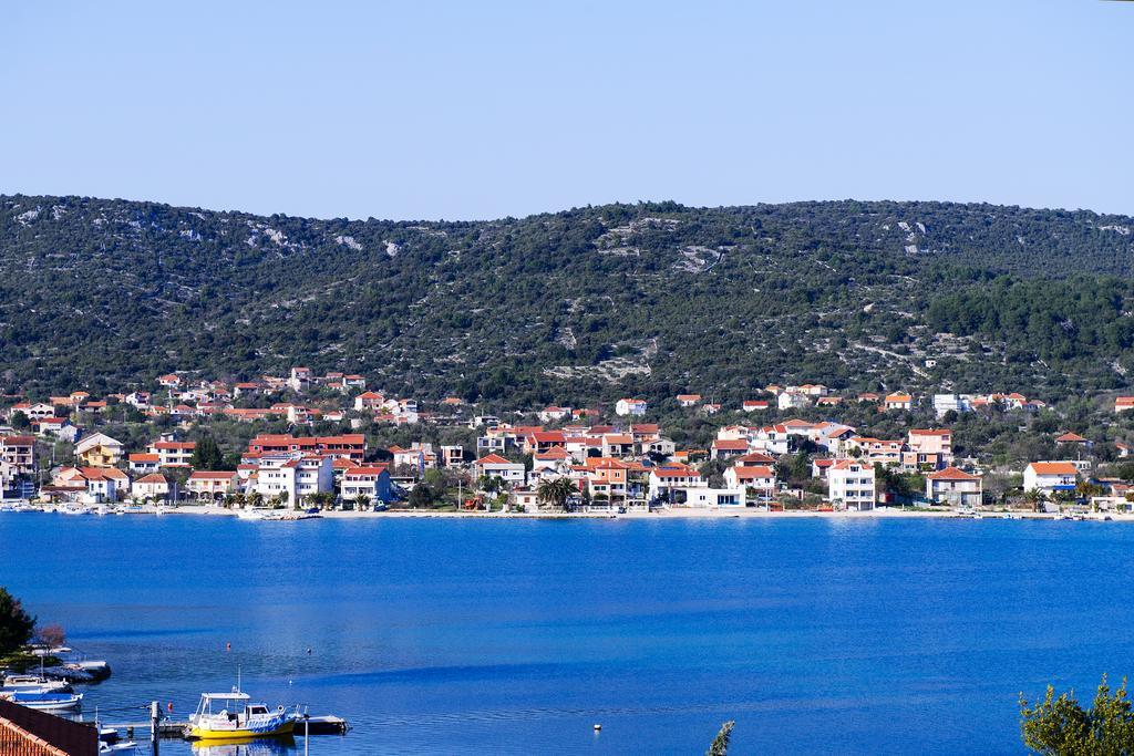 Apartments Zdenka Vinišće Exteriér fotografie
